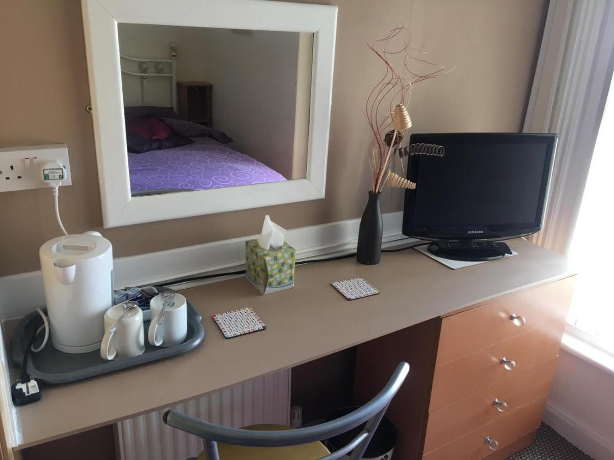 White Moon Hotel Μπλάκπουλ Εξωτερικό φωτογραφία