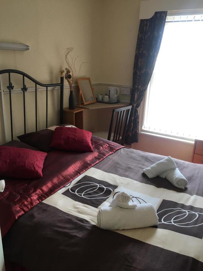 White Moon Hotel Μπλάκπουλ Εξωτερικό φωτογραφία