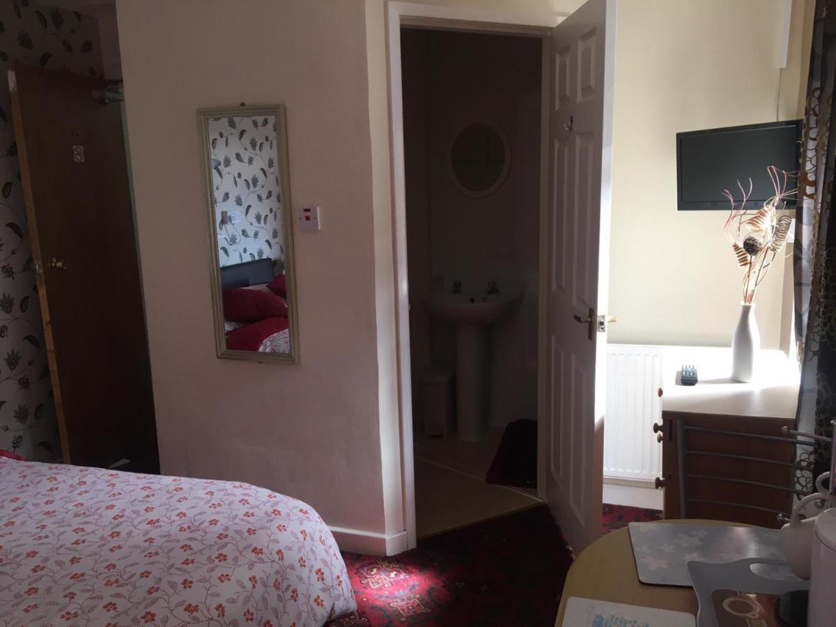 White Moon Hotel Μπλάκπουλ Εξωτερικό φωτογραφία